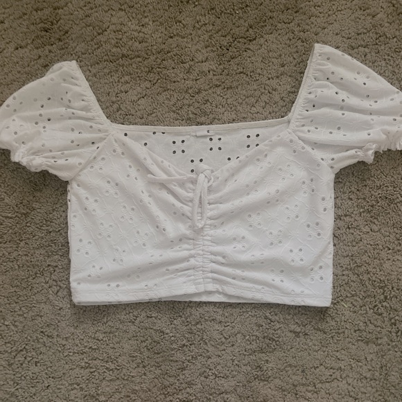garage crop top - Picture 1 of 3